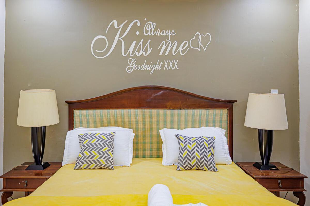 Ocean Villa Heights Brufut Ngoại thất bức ảnh