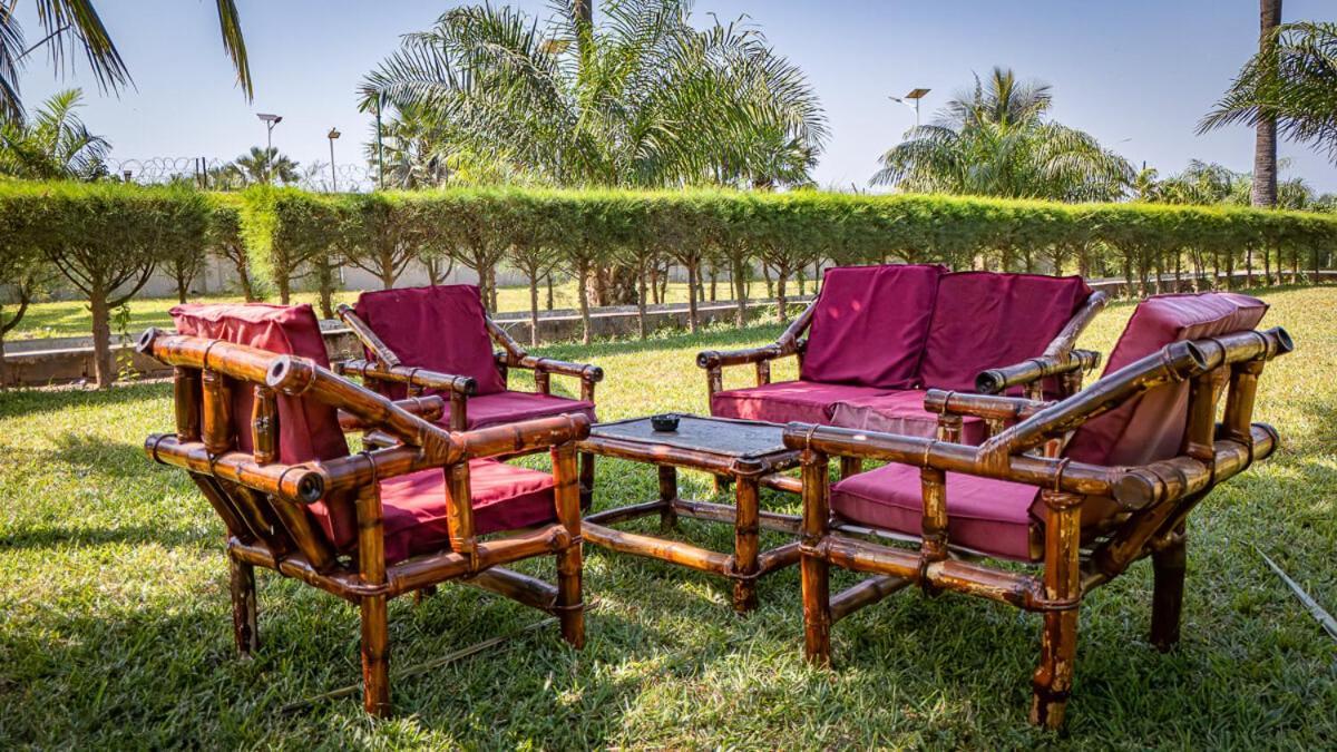 Ocean Villa Heights Brufut Ngoại thất bức ảnh
