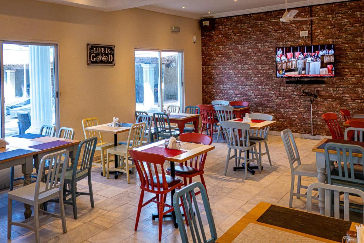 Ocean Villa Heights Brufut Ngoại thất bức ảnh