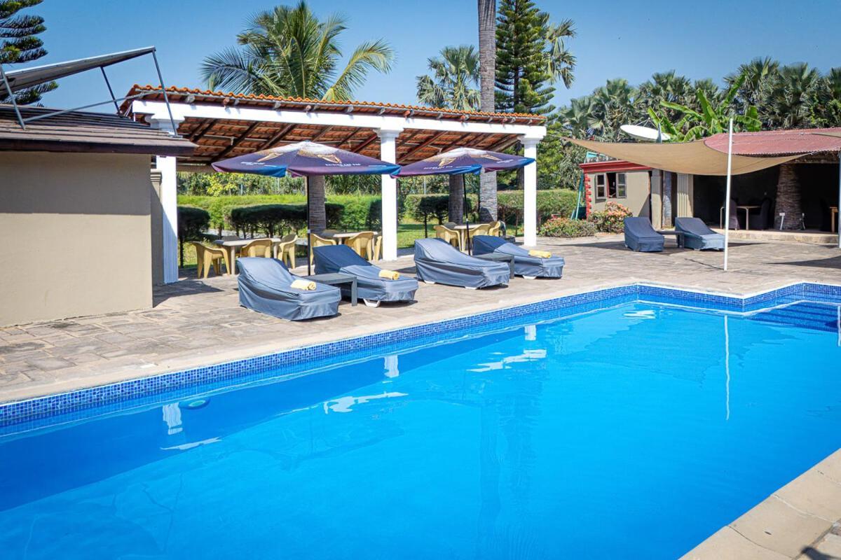 Ocean Villa Heights Brufut Ngoại thất bức ảnh