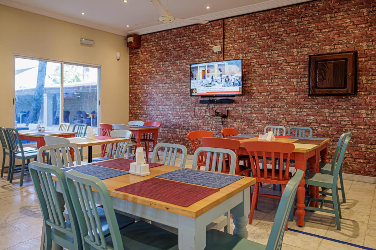 Ocean Villa Heights Brufut Ngoại thất bức ảnh