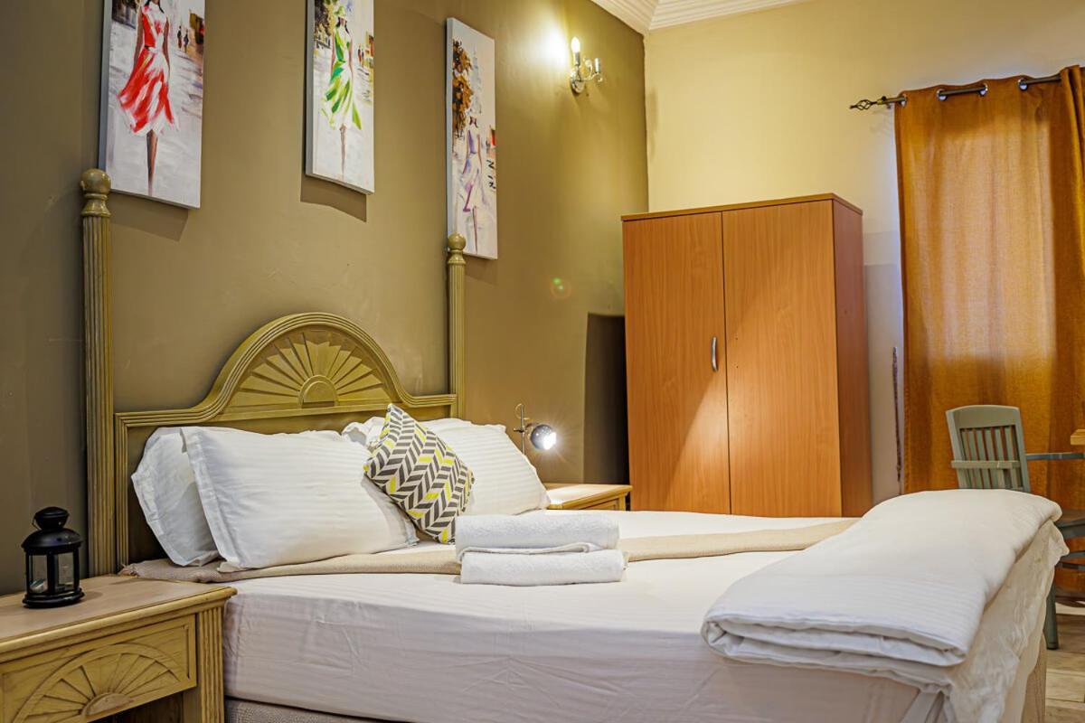 Ocean Villa Heights Brufut Ngoại thất bức ảnh